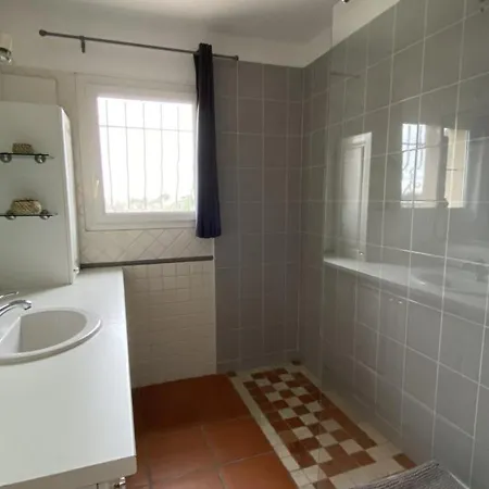 Avec Piscine, 10 Pers, Carpentras, 145m², 5 Ch, Jardin, Clim, Proche Luberon - Fr-1-767-12 *